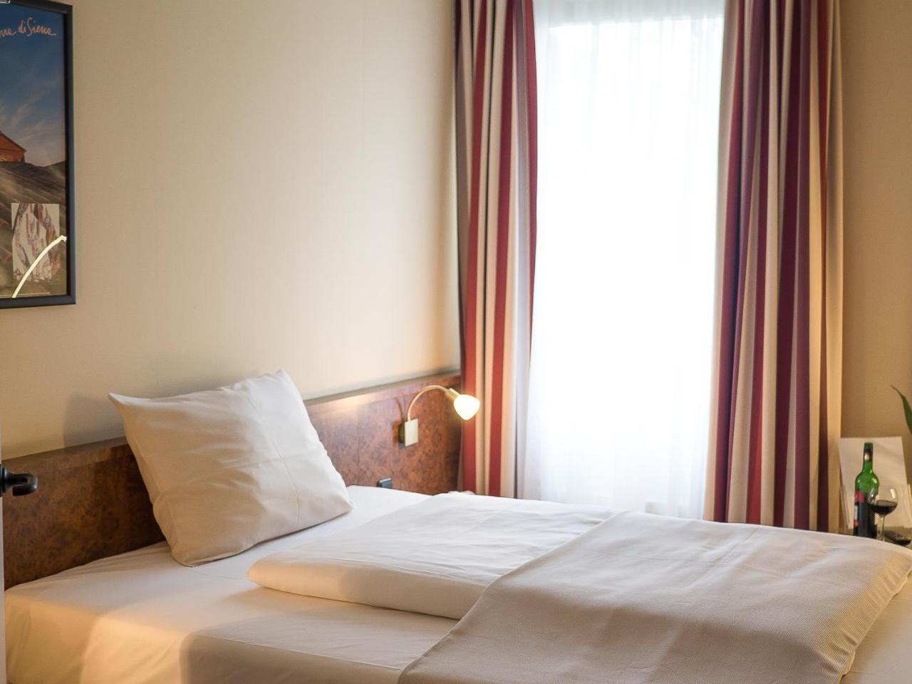 Hotel Primula Troisdorf Exteriér fotografie